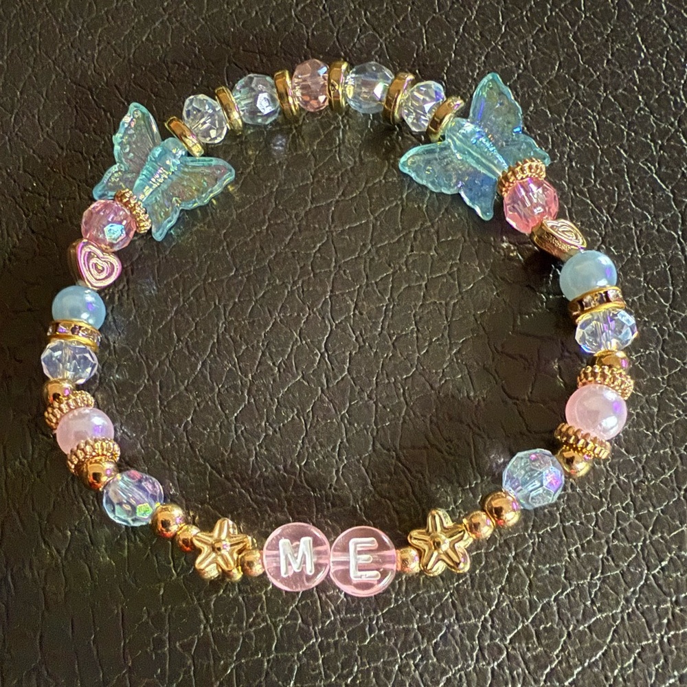 Me! Taylor Swift Handmade Friendship Bracelet